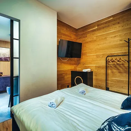 Superior Kwarc Z Prywatna Sauna 아파트